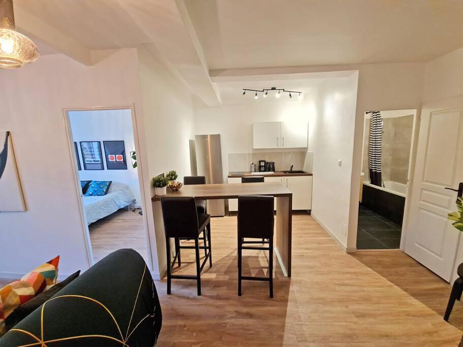 Gregbnb - T2 Design 43M2 - Toulon Est - Wifi Fibre - N2 Екстериор снимка